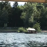 River Lejlighed
