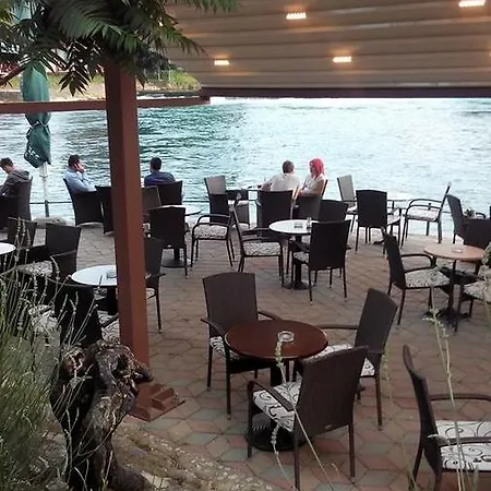 Apartman River *